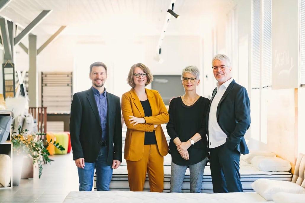 Schaummatratzen in der Ausstellung des Bettenhauses Schlafoase in Nürnberg, aufgebaut zum Probeliegen